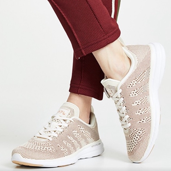 APL: Athletic Propulsion Labs TechLoom Pro Sneakers in Pristine/Rose Gold/White - Picture 2 of 8